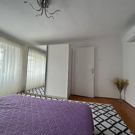 Casa Flora Case de vacanță *